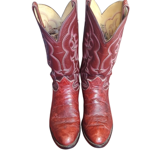 Vintage Tony Lama Cherry Mahogany Bbullhide leather boots - Picture 4 of 16